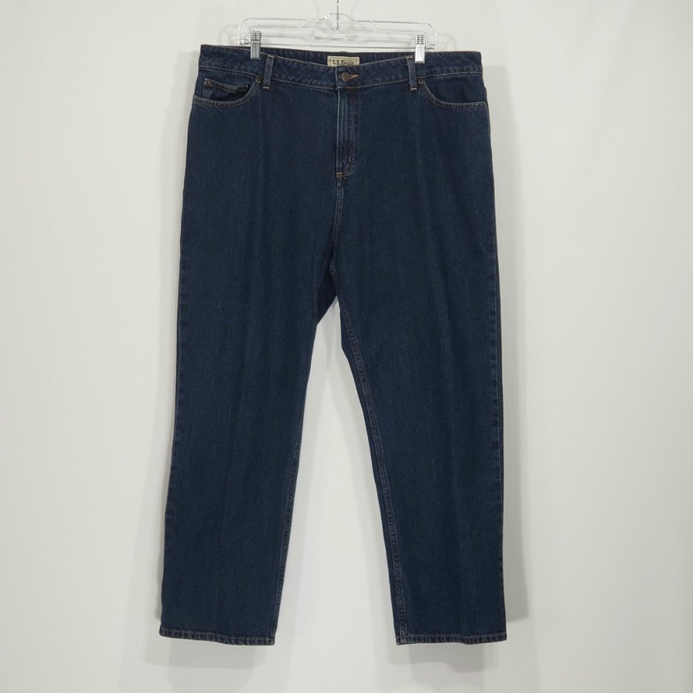 LL Bean  Classic Fit  Straight Leg Jeans  Women's Size 20 Reg